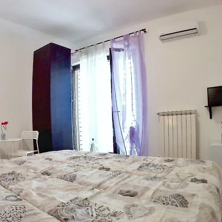 Angelina Bed & Breakfast *