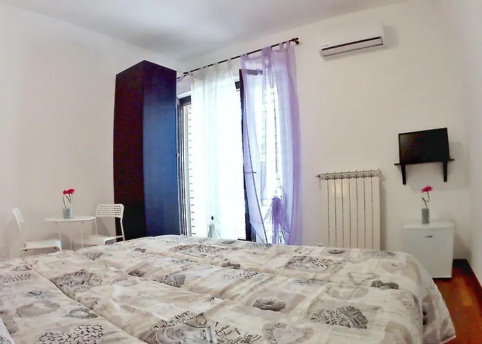 Angelina Bed & Breakfast 3*